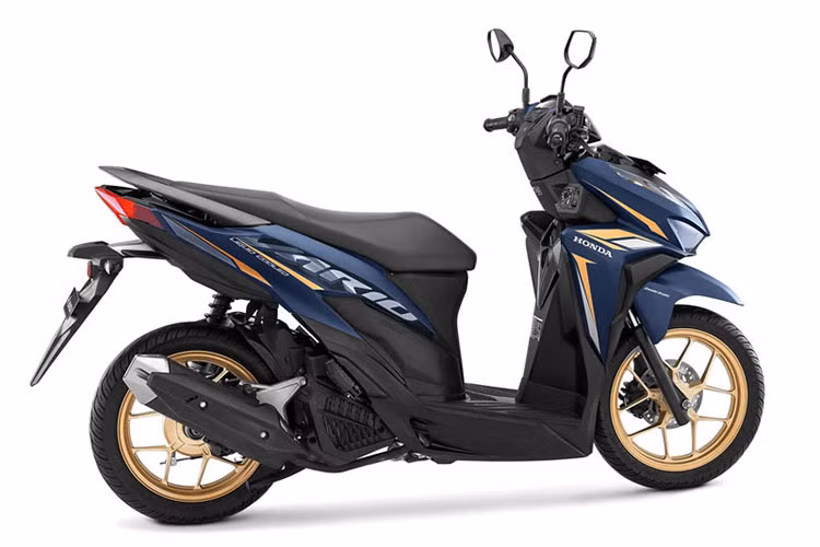 Cách đây ít lâu, giới truyền thông Indonesia đã chia sẻ thông tin về việc Honda Indonesia đóng cửa để bảo mật thông tin về chiếc xe đang hoàn thiện được cho là Honda Vario 125 thế hệ mới. Thế nhưng, sau màn ra mắt mới đây của Honda Vario 125 2021, tin đồn này đã hoàn toàn bị dập tắt.