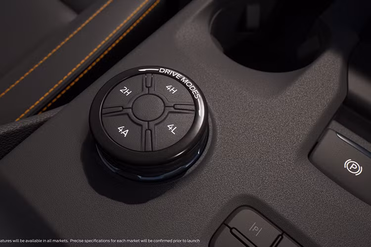 Điểm nhấn đáng chú ý tiếp theo của Ford Ranger 2022 chính là động cơ với 2 tùy chọn hoàn toàn mới. Đầu tiên là động cơ diesel V6, tăng áp, dung tích 3.0L mới, dùng chung với đàn anh Ford F-150.