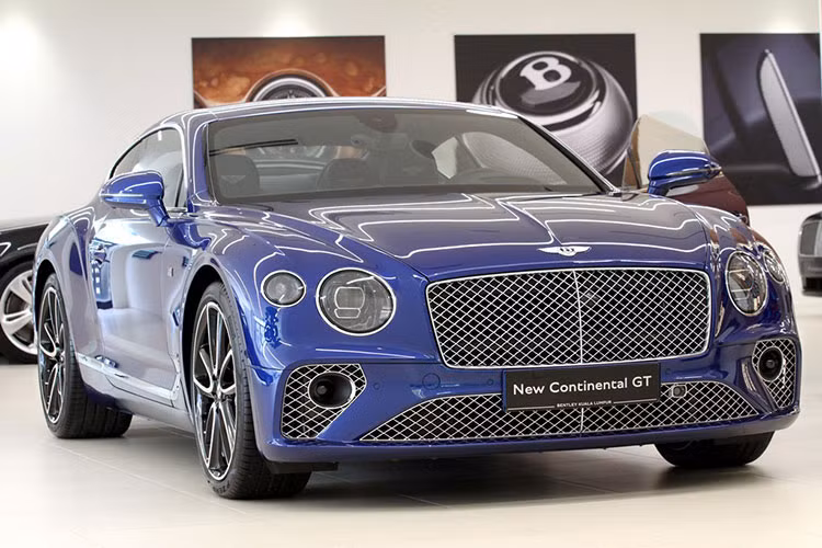 Bentley Continental hon 20 ty tai Viet Nam trieu hoi vi nguy co chay