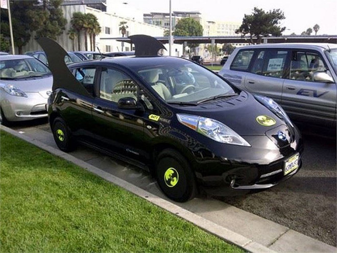 Một phiên bản khác cho chiếc xe nổi tiếng của Batman chăng?