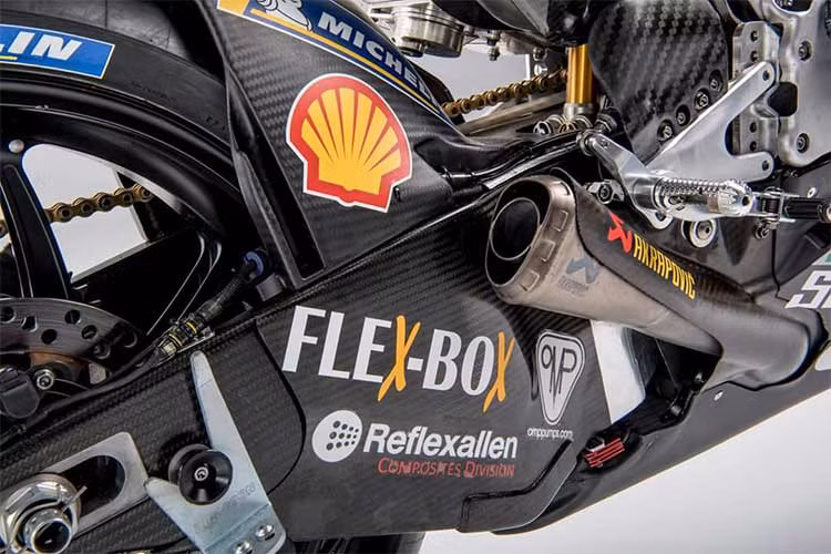 Desmosedici GP18 được trang bị động cơ V4 DOHC làm mát bằng chất lỏng. Tuy nhiên, động cơ này được đặt trong cấu trúc khung nhôm truyền thống và có dung tích 1.000cc. Ducati đã trang bị cho chiếc xe hệ thống phun nhiên liệu điện tử, bướm ga điện tử EVO 2 TCF và hộp số Seamless DST EVO để đem tới độ nhạy ga và tăng tốc nhanh tối đa.