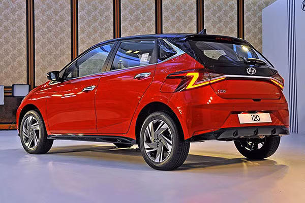 Khai tu tai Viet Nam, Hyundai i20 van 