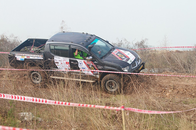 Cụ thể ở hạng 4x2 Nguyên bản, kết quả cuối cùng đã được xác định ngay trong ngày nhờ chỉ thi đấu 2 đường đua SS1 và SS3. Đội VFRC với xe thi đấu Ford Ranger đã giành chiến thắng chung cuộc, nhờ về đích thứ 3 ở đường SS3 với cách biệt không lớn so với đội nhanh nhất, nhưng về nhất ở đường SS1 với thời gian chỉ bằng một nửa so với đội tiếp theo.