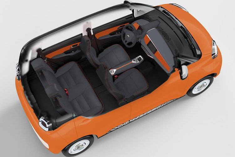 Pocco vốn là thương hiệu nhắm đến những khách hàng trẻ, muốn tìm mua ôtô điện cỡ nhỏ và thời trang. Tên tiếng Trung Quốc của thương hiệu này là Pengke hay "nhạc punk".