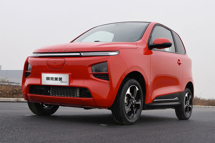 Sau khi chứng kiến thành công vang dội của Wuling Hongguang Mini EV, hàng loạt hãng xe Trung Quốc đã cùng nhau tung ra những mẫu ôtô điện cỡ nhỏ giá rẻ tương tự để cạnh tranh. Một trong số đó có thương hiệu Pocco của Trung Quốc.