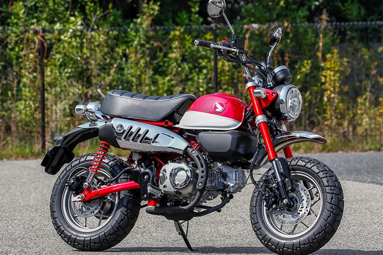 Năm 1967, mẫu "xe khỉ" tí hon Honda Monkey đã lần đầu tiên được bán ra thị trường. Vào năm 2016 tại Nhật Bản, Honda đã "khai tử" dòng Monkey Z50A sau 50 năm sản xuất. Tuy nhiên, đầu năm 2018 những người đam mê dòng minibike đình đám này lại đón nhận mẫu xe máy Honda Monkey 125 ABS thế hệ mới.