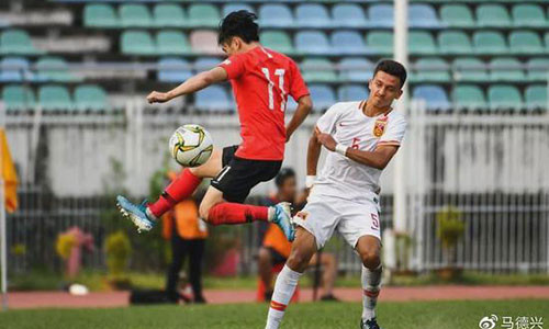 Du gioi HLV U19 Trung Quoc van bi sa thai vi 