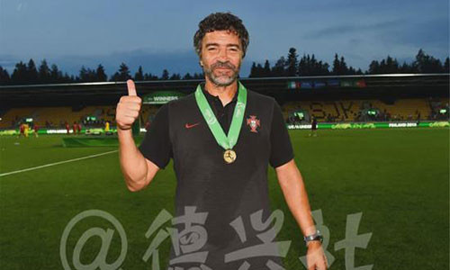 Du gioi HLV U19 Trung Quoc van bi sa thai vi 