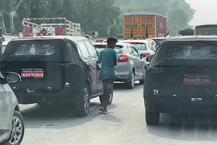 Ở lần nâng cấp này, Hyundai Creta 2024 có thể sẽ được trang bị gói công nghệ hỗ trợ lái 17 tính năng như Seltos và 6 túi khí, camera 360 độ, kiểm soát lực bám đường, phanh ABS, phân bổ lực phanh điện tử EBD, kiểm soát cân bằng điện tử ESP.