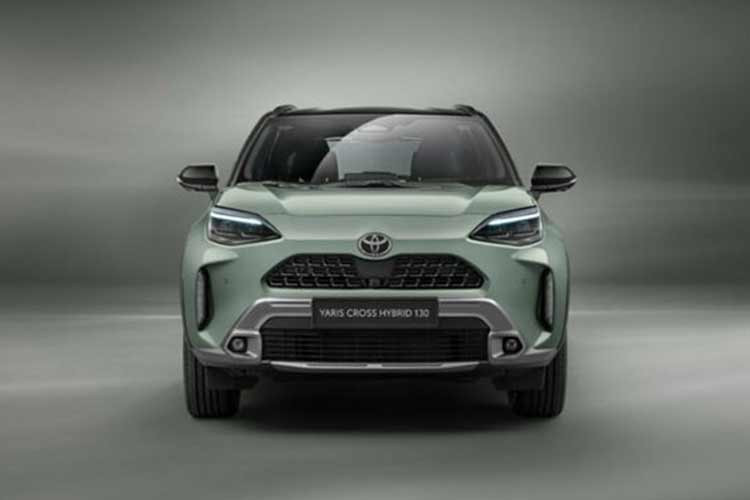 Việc đặt trước Yaris Cross 2024 theo hình thức trực tuyến sẽ bắt đầu vào cuối tháng này tại thị trường châu Âu. Thông tin chi tiết về giá xe Toyota Yaris Cross 2024 sẽ được tiết lộ gần ngày ra mắt.