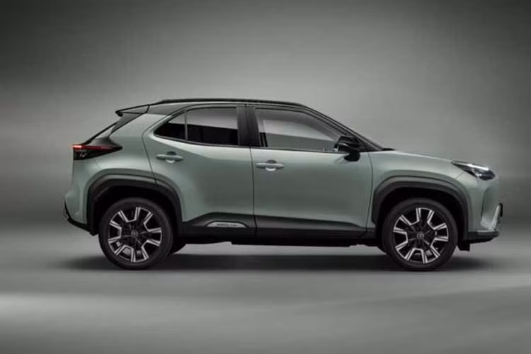 Động cơ mới cung cấp khả năng tăng tốc 0-100 km/h chỉ trong vòng trong 10,7 giây (nhanh hơn 0,4 giây so với phiên bản cũ). Tùy chọn Hybrid 115 có công suất 114 mã lực và mô-men xoắn 141 Nm.