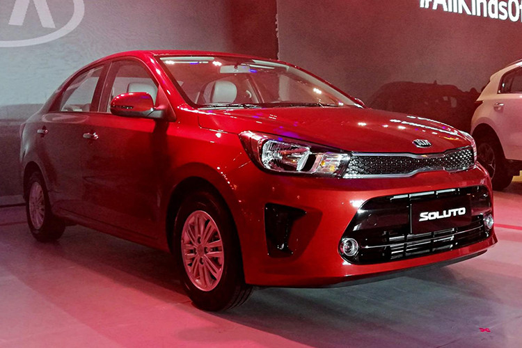Vào cuối năm ngoái, công ty Ayala Corporation đã mua lại quyền phân phối xe Kia chính hãng tại thị trường Philippines. Để đánh dấu cho sự kiện quan trọng này, công ty Ayala Corporation đã quyết định làm mới dòng sản phẩm của Kia tại thị trường Philippines. Một trong số đó có dòng sedan cỡ nhỏ mang tên Kia Soluto 2019 mới.