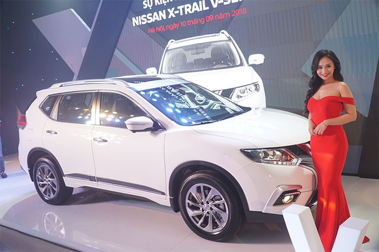 Với việc tung ra X-Trail V-Series 2018 cải tiến mới này Nissan tại Việt Nam kỳ vọng mẫu xe này sẽ cạnh tranh tốt hơn so với các đối thủ cùng phân khúc đang dồn dập về Việt Nam. Đáng chú ý so với các mẫu xe vừa ra mắt, X-Trail V-Series có lợi thế hơn nhờ được lắp ráp dạng CKD.