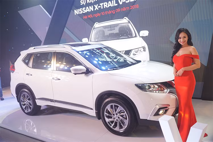 Với việc tung ra X-Trail V-Series 2018 cải tiến mới này Nissan tại Việt Nam kỳ vọng mẫu xe này sẽ cạnh tranh tốt hơn so với các đối thủ cùng phân khúc đang dồn dập về Việt Nam. Đáng chú ý so với các mẫu xe vừa ra mắt, X-Trail V-Series có lợi thế hơn nhờ được lắp ráp dạng CKD.