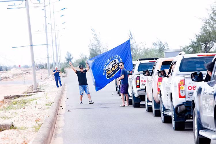 Đến với NAC, những người yêu và sở hữu dòng xe bán tải Nissan Navara không chỉ trao đổi những kinh nghiệm và cách sử dụng dòng xe bán tải mà còn được chia sẻ những ước mơ, dự định, cùng giúp đỡ nhau và hướng đến những hoạt động thiện nguyện đầy tận tâm.