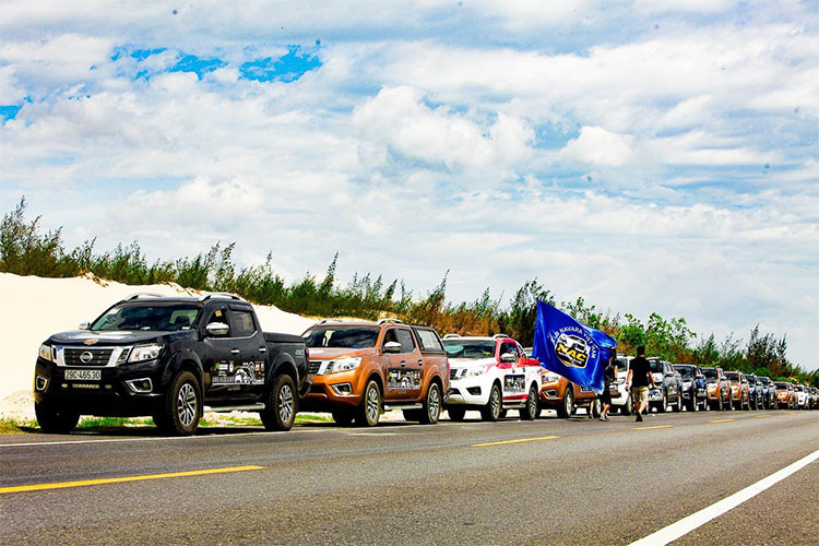 Được lên kế hoạch chuẩn bị từ 3 tháng trước đó, vào ngày 20/6 vừa qua, 300 thành viên cùng 70 chiếc xe bán tải Navara đồng loạt xuất phát từ các tỉnh thành khác nhau tiến về Đà Nẵng để gặp mặt tại sinh nhật lần thứ 3.