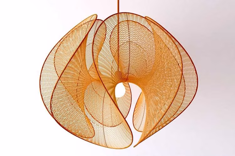 Tác phẩm CO-RKs, thuộc nhóm DIGITALAB {Brimet Fernandes da Silva(Bồ Đào Nha), Ana Trindade Fonseca (Bồ Đào Nha)}:Được hướng dẫn bởi Lindsey Adelman. Hệ thống kết nối sợi nứa, một chất liệu thân thiện với môi trường và những thuật toán có thể tạo ra những sản phẩm thiết kế.