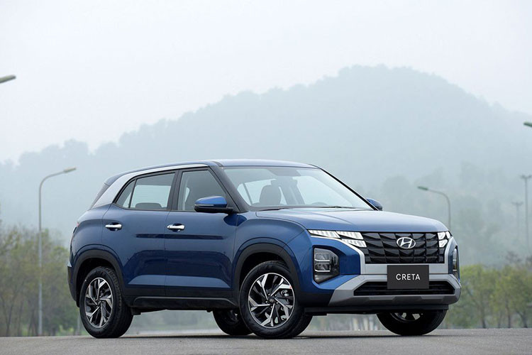 Sau nửa năm ra mắt, Hyundai Creta đã khẳng định vị thế của mình tại thị trường Việt Nam bằng kết quả kinh doanh ấn tượng. Với doanh số 1.417 xe Creta bán ra trong tháng 8/2022, Creta trở thành mẫu xe Hyundai bán chạy nhất đồng thời lần nữa góp mặt trong top 10 ôtô bán chạy nhất thị trường. So với tháng trước, doanh số Creta tăng 439 xe. 