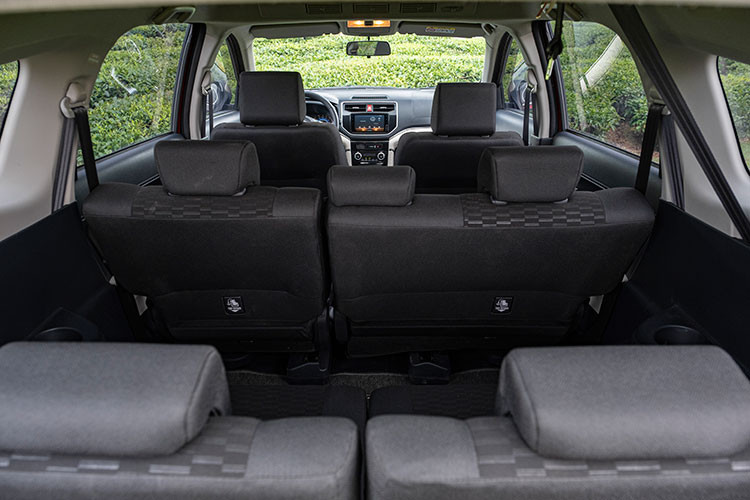 Toyota Rush - SUV do thi 7 cho nhieu gia dinh tre me tit-Hinh-4