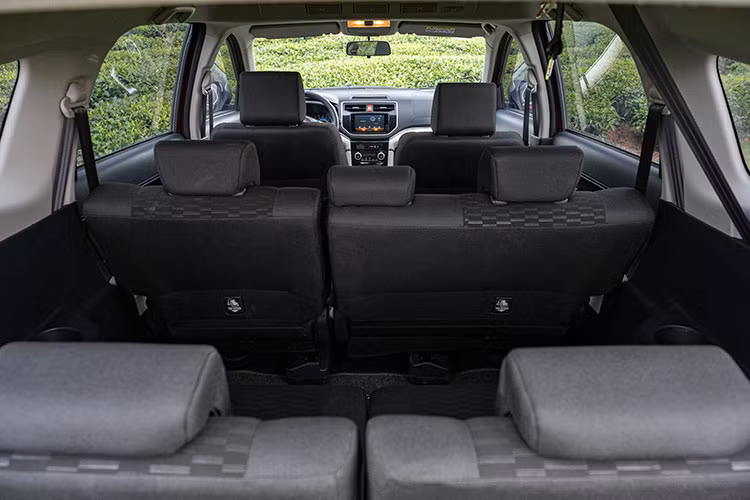 Toyota Rush - SUV do thi 7 cho nhieu gia dinh tre me tit-Hinh-4