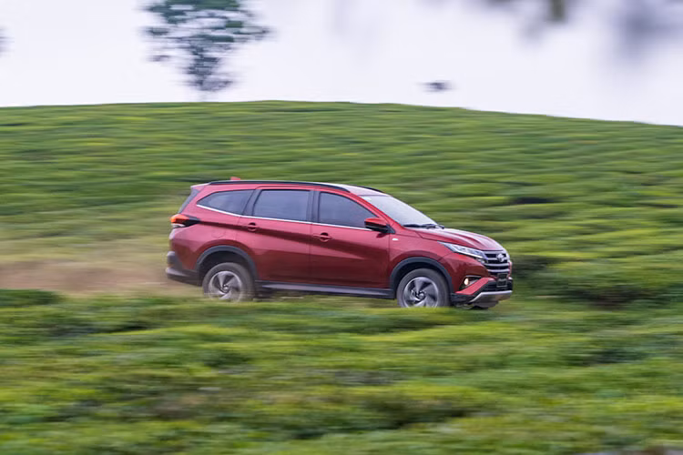 Toyota Rush - SUV do thi 7 cho nhieu gia dinh tre me tit-Hinh-7