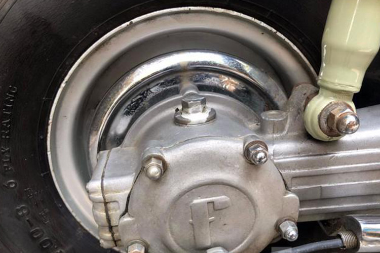 Trong khoảng thời gian đó, chiếc Model F liên tiếp được cộng đồng chơi xe tại Anh chú ý, điển hình là việc được nhận giấy chứng nhận của câu lạc bộ danh tiếng Lambretta Great Britian. Sau đó, nó xuất hiện trên tạp chí uy tín về xe gắn máy có tên Scootering.