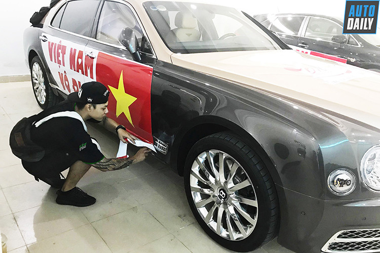 Bentley Mulsanne 2018 phiên bản sản xuất đặt hàng của đại gia Việt.