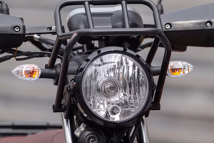 So với mức bán ra tại Thái Lan khoảng 45 triệu đồng, thì giá xe Yamaha PG-1 tại Việt Nam rẻ hơn rất nhiều nhờ vào việc mẫu xe này được sản xuất trong nước.