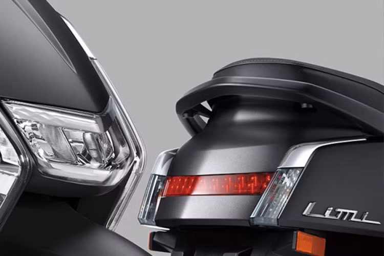 Xe tay ga Yamaha Limi 2023 sở hữu các số đo dài, rộng, cao tương ứng 1.725 × 715 × 1.100 (mm), chiều dài cơ sở 1.205 mm, chiều cao yên 755 mm, trọng lượng 97 kg. Bình nhiên liệu có dung tích 4 lít.