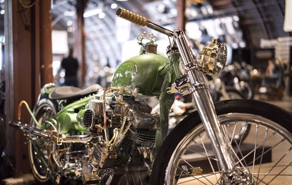 Một chiếc xe được chế tạo bởi Timothy Scates và được đặt tên theo con gái của ông. Chiếc xe này được tối giản một cách đáng kể bằng việc loại bỏ tất cả các phần hay phụ kiện không cần thiết nên có trọng lượng cực kỳ nhẹ và trông khá gọn gàng.