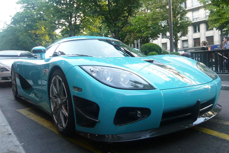 Chiếc siêu xe Koenigsegg CCXR độc nhất trên thế giới sơn màu ngọc lam đã bị hư hại nghiêm trọng trong một vụ tai nạn xảy ra ở Mexico City. Mẫu hypercar của Thụy Điển được chính chủ sở hữu điều khiển khi xảy ra tại nạn.
