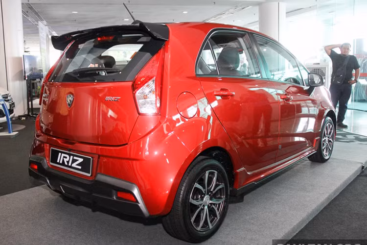 Chiếc xe hatchback cỡ nhỏ Iriz là mẫu xe thứ 23 của thương hiệu ôtô Proton trong suốt lịch sử phát triển của công ty ôtô mang thương hiệu Malaysia này, đây cũng là mẫu xe cỡ nhỏ, giá rẻ được sử dung khá phổ biến tại Malaysia. Do vậy nó đóng vai trò quan trọng trong chiến lược của hãng xe nội địa Proton đối với thị trường trong nước.