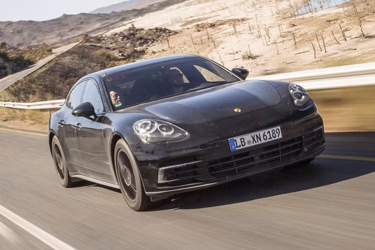 Panamera là mẫu xe duy nhất của thương hiệu Porsche trong danh sách này, đồng thời cũng là chiếc wagon thể thao hạng sang duy nhất góp mặt trong danh sách xe sang tốt nhất của Top Gear.