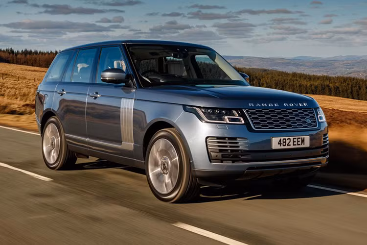 "Một trong những chiếc xe hạng sang mà tiền có thể mua được: Có thể nói chiếc xe gần như một ngôi sao hoàn hảo" - theo Top Gear mô tả.