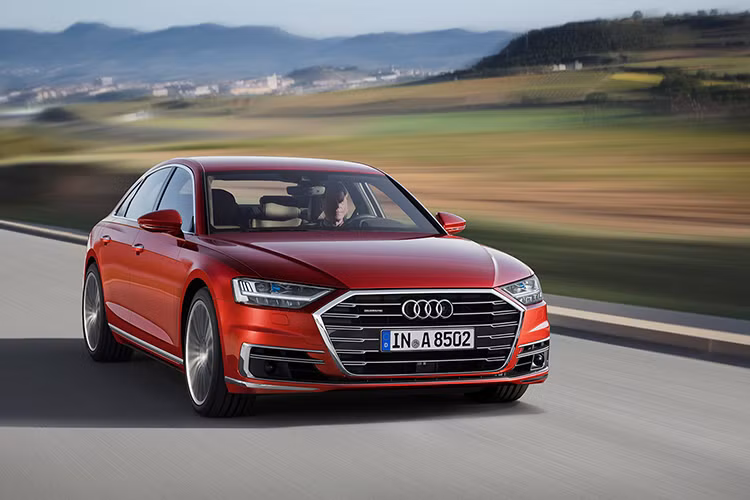 Xe sang Audi A8 là mẫu sedan hạng sang cao cấp nhất của Audi, đối thủ trực tiếp của Mercedes-Benz S-Class hay BMW 7 Series. Top Gear miêu tả Audi A8 "có thể là chiếc xe hạng sang hoàn hảo nhất thế giới, nhưng phải chờ đến lúc xe hoàn thiện đã."