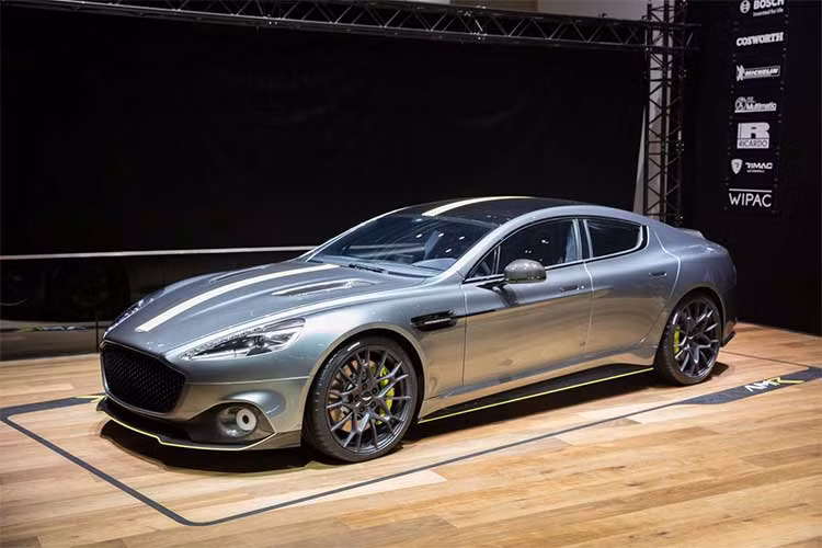 Siêu xe điện Aston Martin RapidE chưa ra mắt nhưng theo Business Insider thì sẽ chỉ có 155 chiếc được sản xuất trong năm 2018 tới.