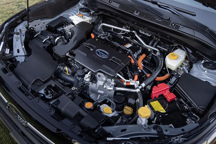 Dù mức tăng khoảng sáng gầm chỉ nhỉnh hơn 0,1 inch so với bản tiêu chuẩn, nhưng mẫu xe này có thêm bộ làm mát hộp số mới, giúp tăng khả năng kéo lên 3.500 pound – một điểm cộng đáng kể.