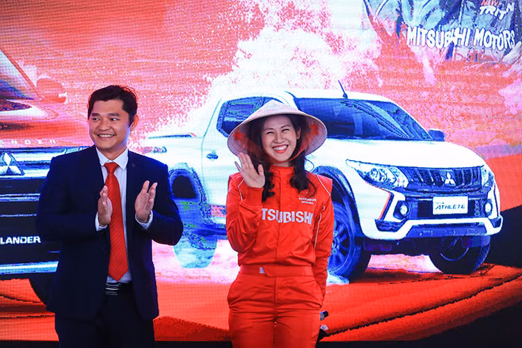Lần đầu tiên tại Việt Nam, Mitsubishi Motors Việt Nam (MMV) đã mang đến một ngày trải nghiệm các mẫu xe đậm “ chất Mitsubishi” với sự tham gia của nữ vận động viên xe thể thao chuyên nghiệp Leona Chin đến từ Malaysia.