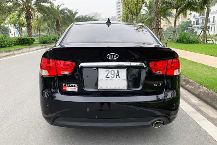 Làn sóng xe nhập khẩu Hàn thời điểm này đã gây khá nhiều “sóng gió” cho các mẫu xe cùng phân khúc trong nước như Toyota Corolla Altis, Honda Civic hay Ford Focus. Từ đây, thị trường ôtô Việt Nam cũng đã có nhiều thay đổi và bắt đầu cho một làn sóng xe ôtô hàn Quốc mới.