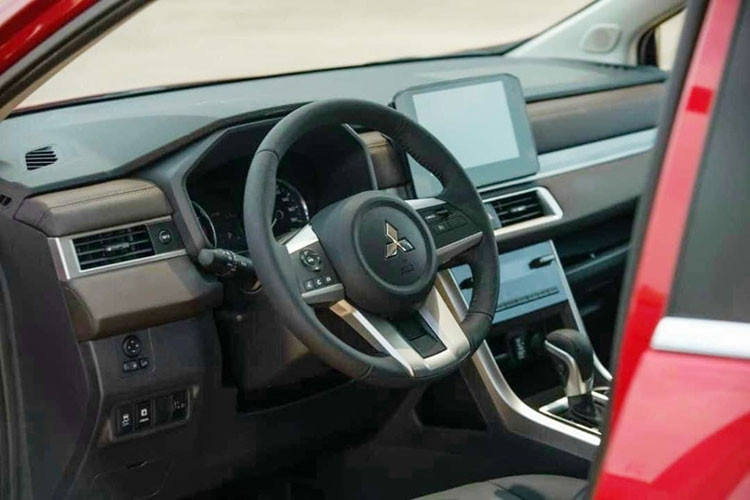 Mitsubishi Xpander thong tri doanh so thi truong oto Viet thang 3/2023-Hinh-3