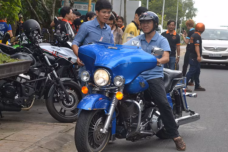 Là một diễn đàn mở, tập hợp những người mê dòng xe côn tay phổ thông Exciter của hãng xe Yamaha trên địa bàn Thành phố Biên Hoà và tỉnh Đồng Nai cũng như khu vực phía Nam. Hiện nay, số lượng thành viên hoạt động tại CLB đã lên đến hàng trăm thành viên.