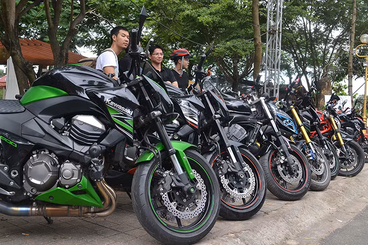 Được biết, trong 7 năm qua - nhưng CLB Exciter Biên Hoà 6789 Burning Passion đã co nhiều hoạt động bổ ích dành cho các thành viên như; dã ngoại, lái xe an toàn, đi tour... đặc biệt là những chương trình từ thiện ý nghĩa mà họ thường xuyên tham gia tại các tỉnh thành phía Nam.