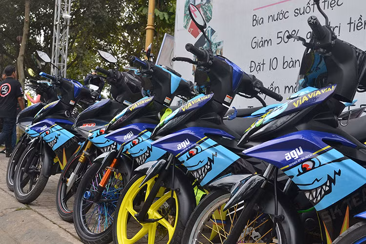 Buổi gặp mặt lần này của các thành viên và những người bạn, không chỉ là dịp để những người yêu mến dòng xe Yamaha Exciter trao đổi, chia sẻ những kinh nghiệm của bản thân về xe cộ... mà bên cạnh đó họ còn giúp nhau tích luỹ thêm những kinh nghiệm cho những chuyến đi và cả những hoạt động xã hội bổ ích.