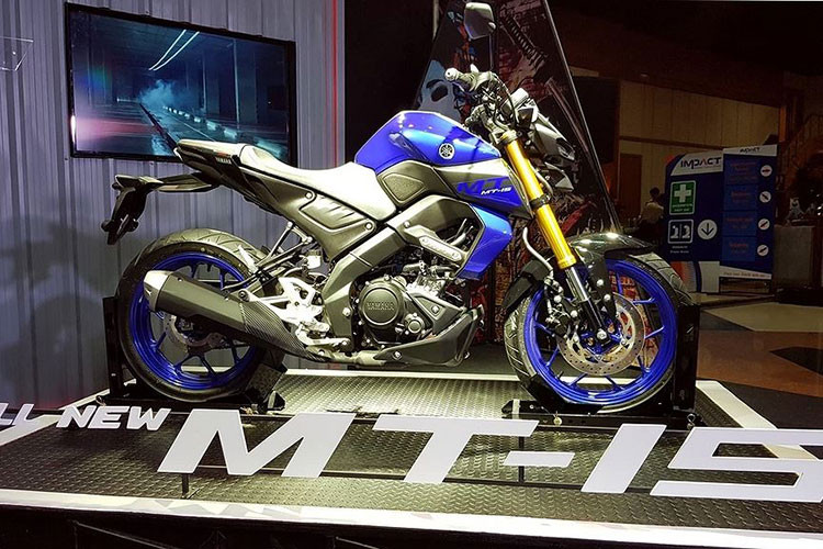 Xe được trang bị khối động cơ 155cc SOHC 4 van làm mát bằng chất lỏng được tích hợp công nghệ van biến thiên VVA, cho công suất 19 mã lực và mô-men xoắn 14,7Nm. Sức mạnh động cơ được truyền tới bánh sau thông qua hộp số 6 cấp với bộ nồi slipper clutch chống khóa bánh.