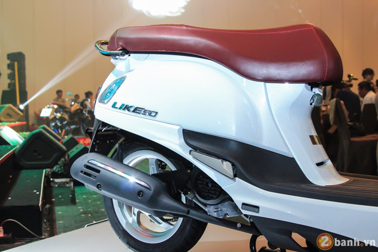 Mẫu xe tay ga Kymco Like 50 tại Việt Nam sử dụng khối động cơ 49,5cc làm mát bằng không khí, công suất đạt 3,5 mã lực tại vòng tua máy 8.500 vòng/phút, mô-men xoắn cực đại 3,5 Nm tại 7.000 vòng/phút.