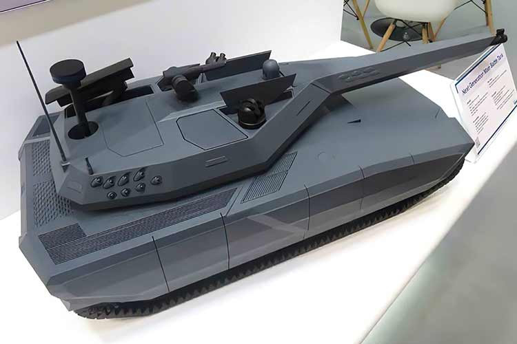 Tại triển lãm, một lãnh đạo của Hyundai Rotem cho biết mẫu xe tăng này vẫn còn trong quá trình phát triển và ngày giờ ra mắt chính thức vẫn chưa được xác định. Ngoài ra, công ty cũng đang đánh giá nhu cầu của các chính phủ đối với dòng sản phẩm này.