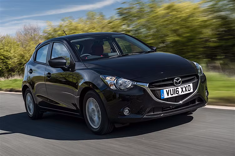 Phiên bản đặc biệt của mẫu xe Mazda2 Red Edition vừa được công bố tại thị trường Anh quốc với một số thay đổi về mặt thẩm mỹ, mẫu xe này sẽ được bán với giá 14.995 Bảng Anh và chỉ giới hạn sản xuất đúng 400 chiếc vào ngày 1/9 tới đây.