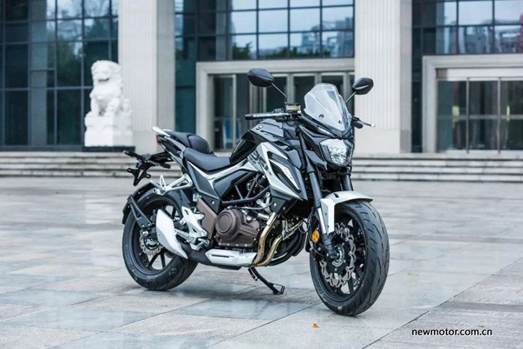 Mới đây thương hiệu xe máy Trung Quốc là Lifan vừa ra mắt mẫu xe môtô Lifan KP350 mới mang thiết kế naked-bike với các trang bị ấn tượng.