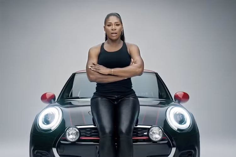 MINI: Ngay cả từ trước khi được mua lại bởi BMW, MINI với những chiếc xe cỡ nhỏ thời trang, đáng yêu của mình chưa bao giờ được coi là thương hiệu cho phái mạnh. Theo số liệu của iSeeCars, thương hiệu ôtô cho phái đẹp là một chiếc MINI cao hơn 18% so với nam giới.