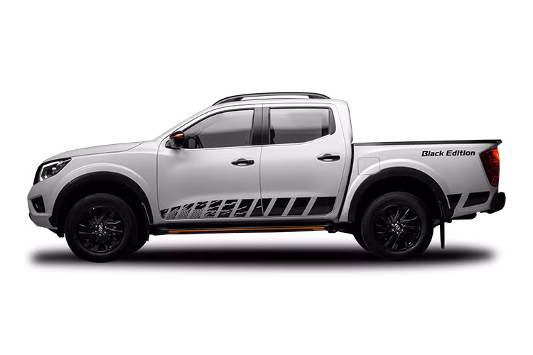 Phiên bản cao cấp Nissan Navara Black Edition A-IVI 2020 mới ra mắt tại Việt Nam được cải tiến đáng kể cả về thiết kế và trang bị công nghệ, cho phép chủ sở hữu tự tin thể hiện bản lĩnh cầm lái và cá tính khác biệt.